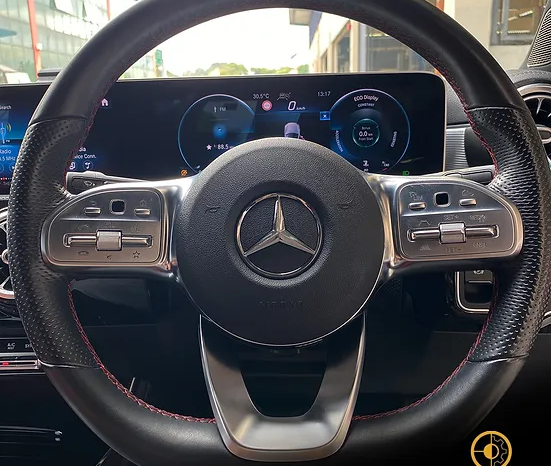 
								2019 MERCEDES A180 AMG full									