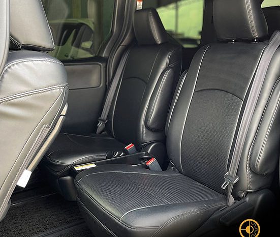 
								2018 TOYOTA VOXY ZS KIRAMEKI full									
