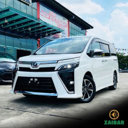 2018 TOYOTA VOXY ZS KIRAMEKI