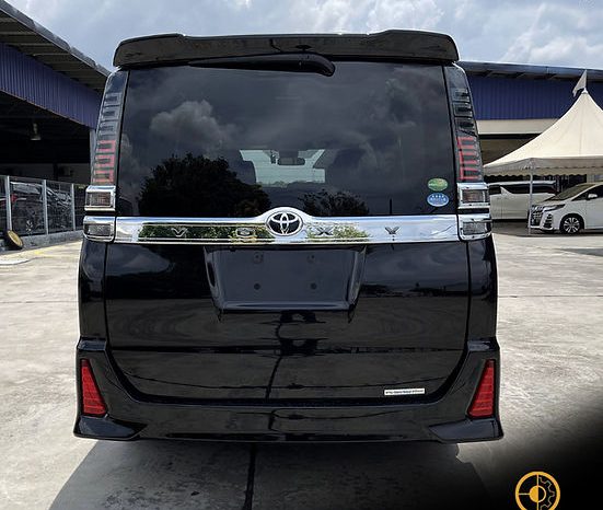 
								2018 TOYOTA VOXY ZS KIRAMEKI full									