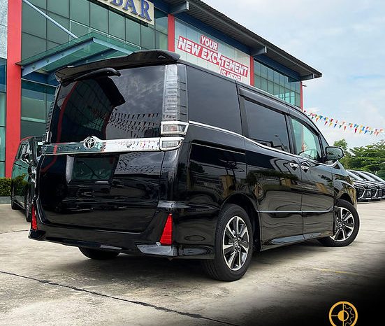 
								2018 TOYOTA VOXY ZS KIRAMEKI full									