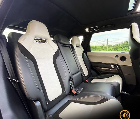 
								2021 LAND ROVER RANGE ROVER SPORT SVR full									
