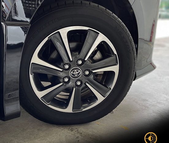 
								2018 TOYOTA VOXY ZS KIRAMEKI full									