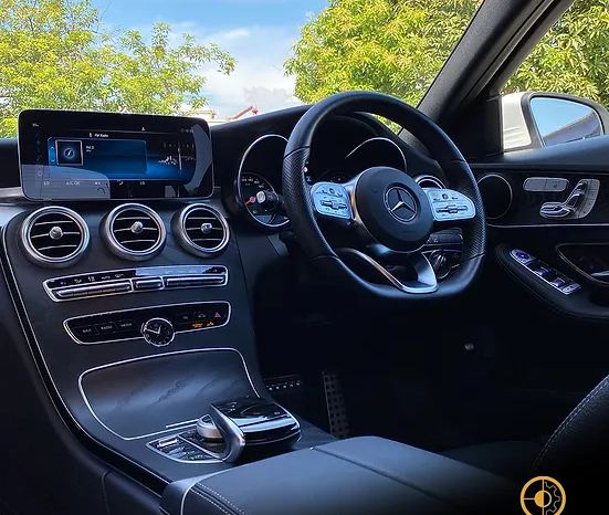 
								2019 MERCEDES C200 AMG full									